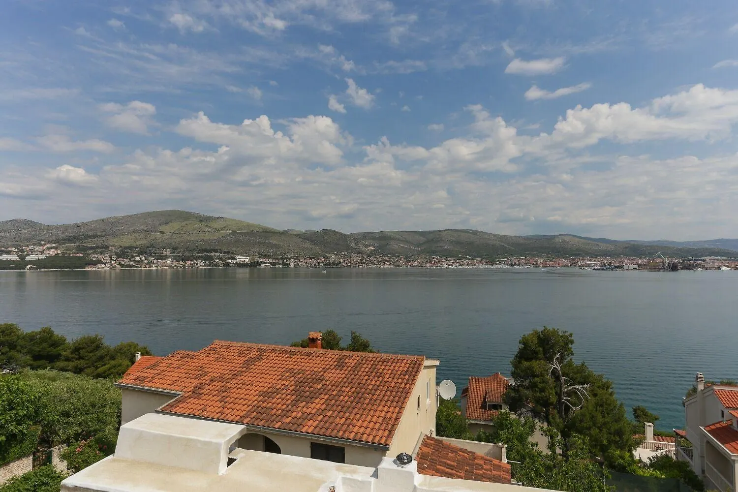 House Dupla Villa Donji Okrug  Holiday home Donji Okrug (Ciovo)