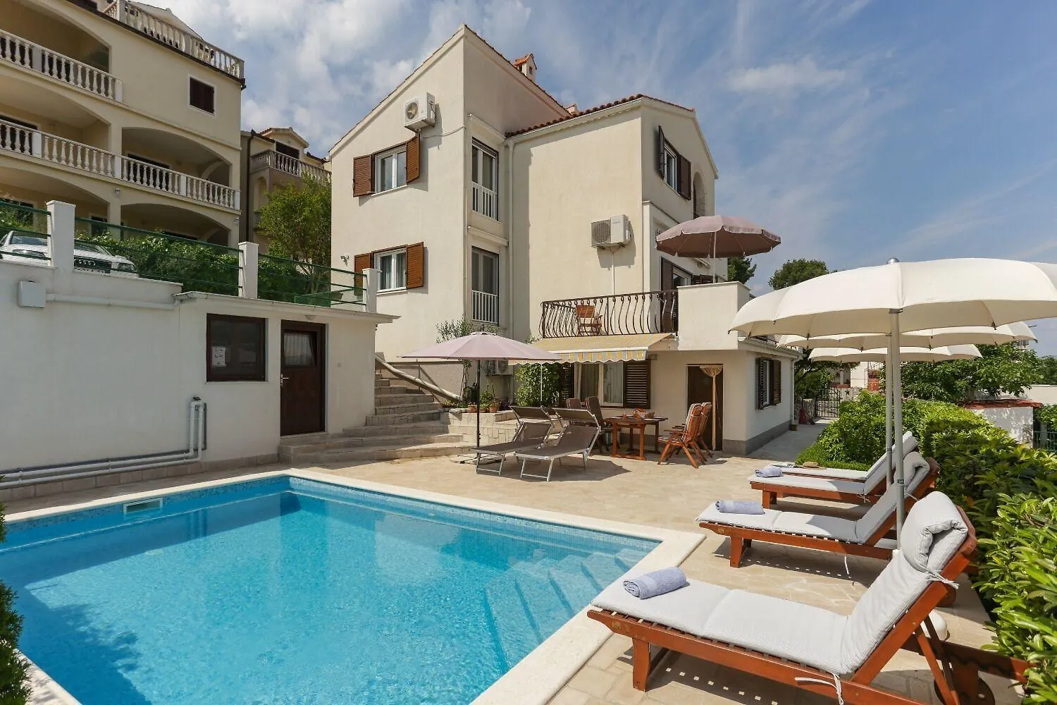 House Dupla Villa Donji Okrug