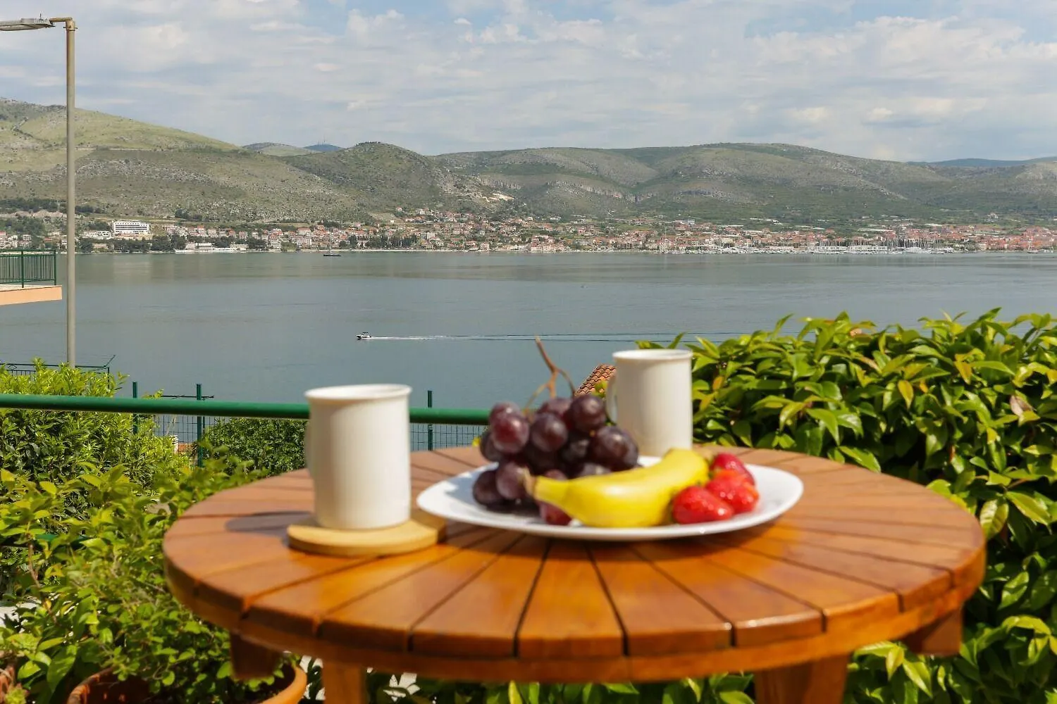 House Dupla Villa Donji Okrug  Holiday home